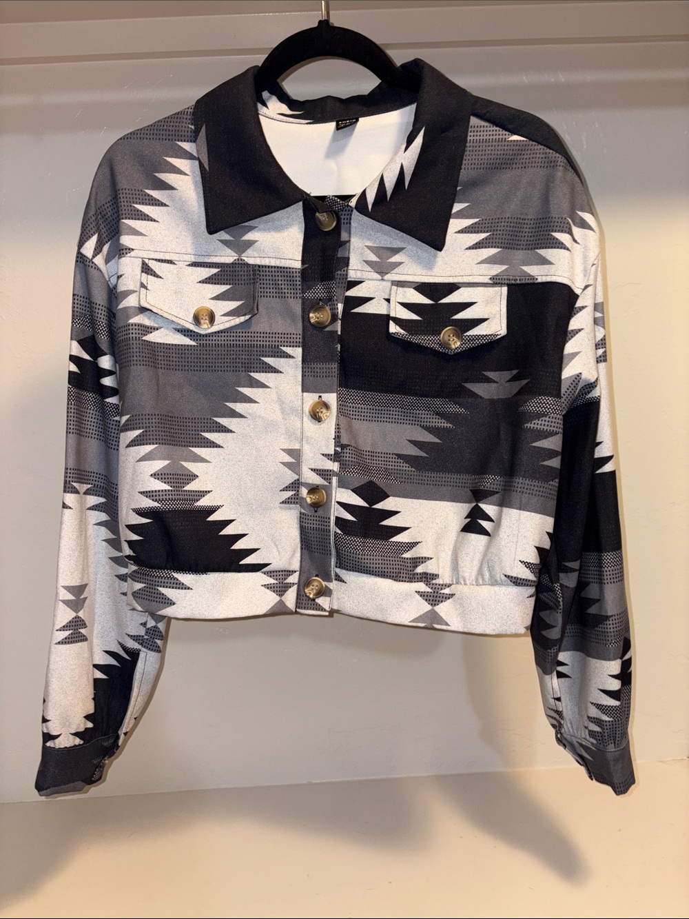 SHEIN Black & White Aztec Cropped Button Jacket